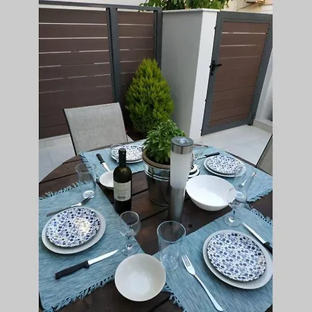 Arxontia 1 Apartment Kalamata Exterior photo